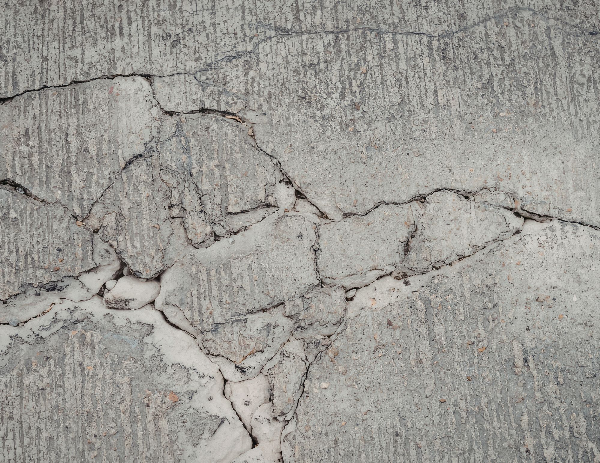 crack concrete